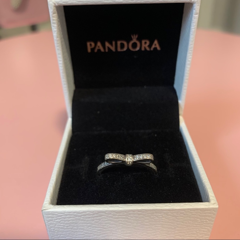 Pandora Ring